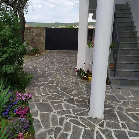 Konukevi Savovi Varna